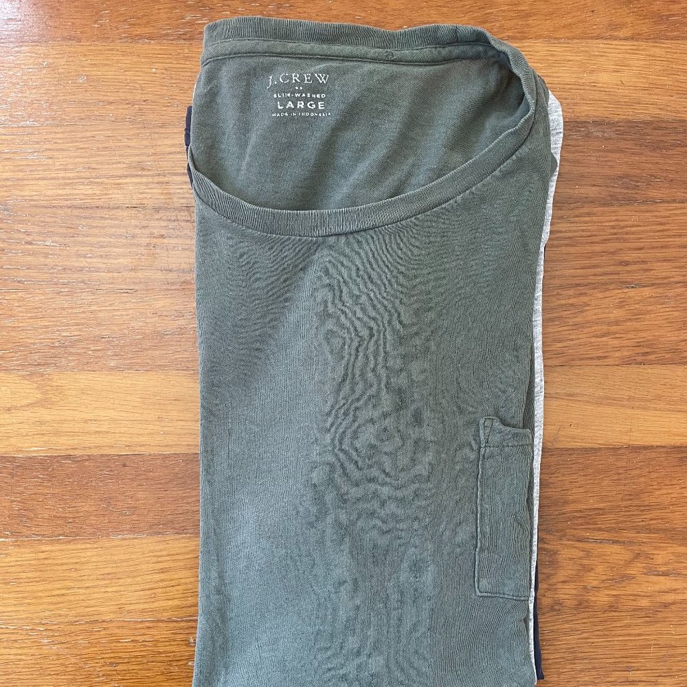 J. Crew Men's Slim Washed Green T-Shirt with Pocket